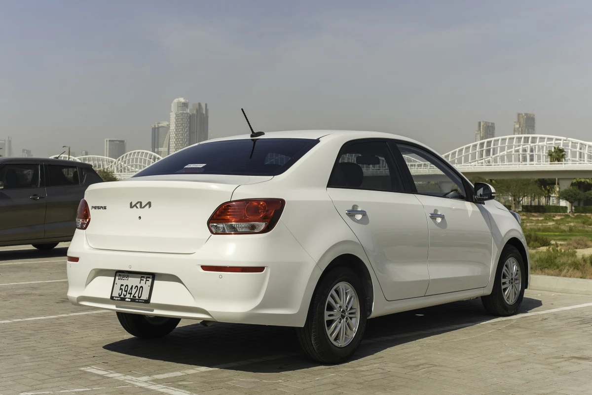 Kia Pegas EX